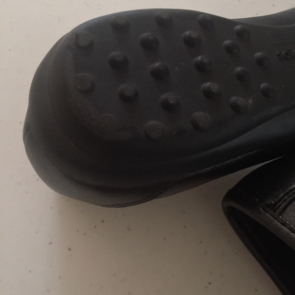 Solesenseability Black Patent Cap Ballet Flats 6 - Picture 12 of 16